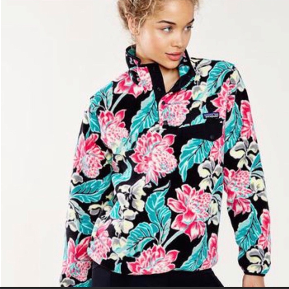 Patagonia Women’s Synchilla Snap T - Picture 7 of 8